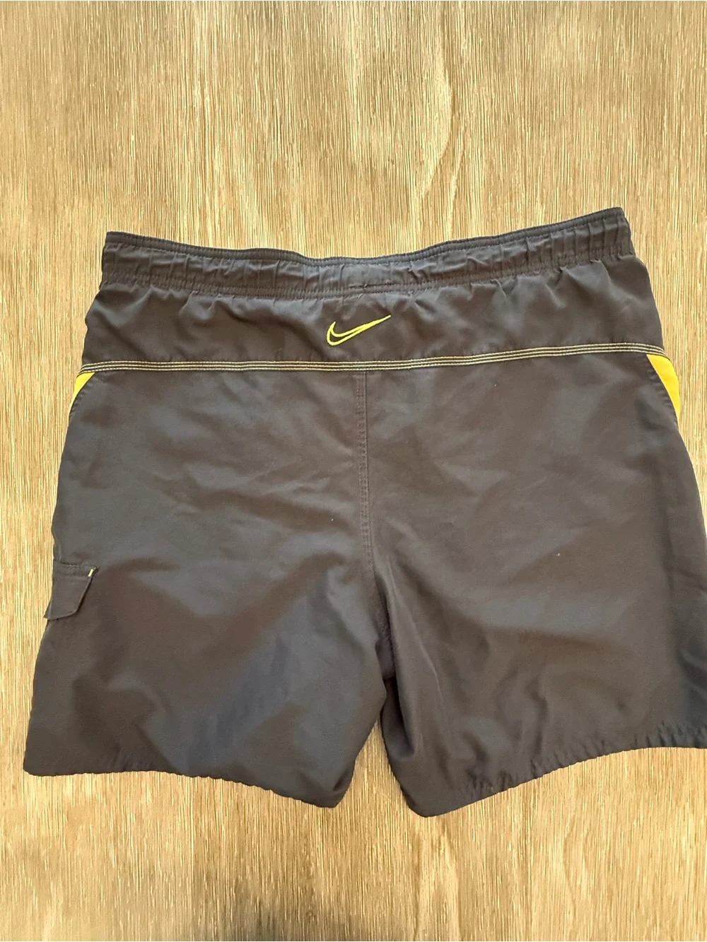 Vintage Y2K Nike Swim Trunks Board Shorts Black Yellow Cargo Pocket Medium